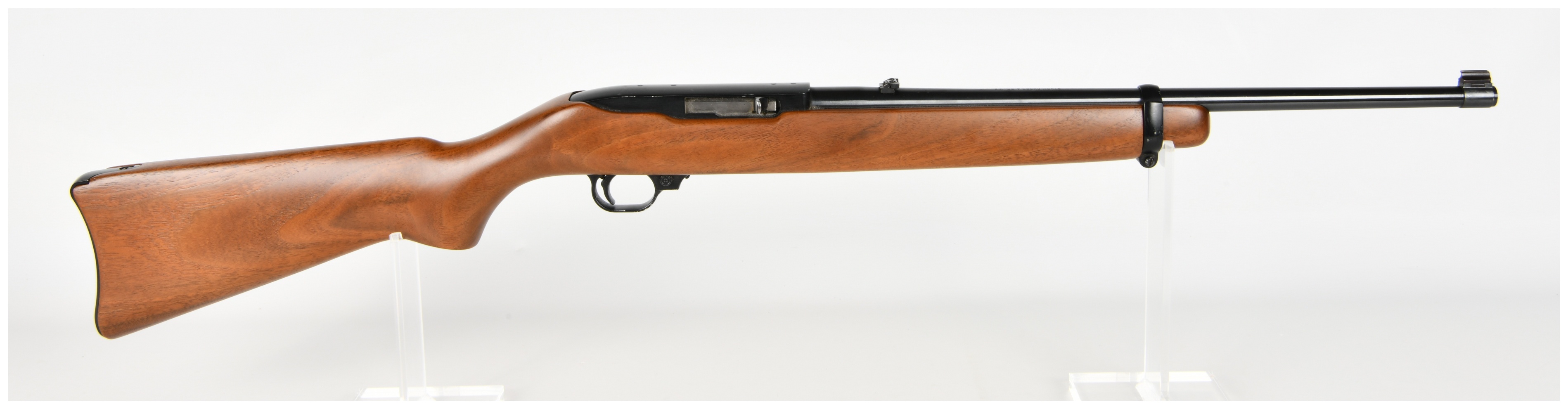 Ruger Model 10/22 Carbine Semi-Automatic Rifle .22 LR with 18.5 Inch Barrel