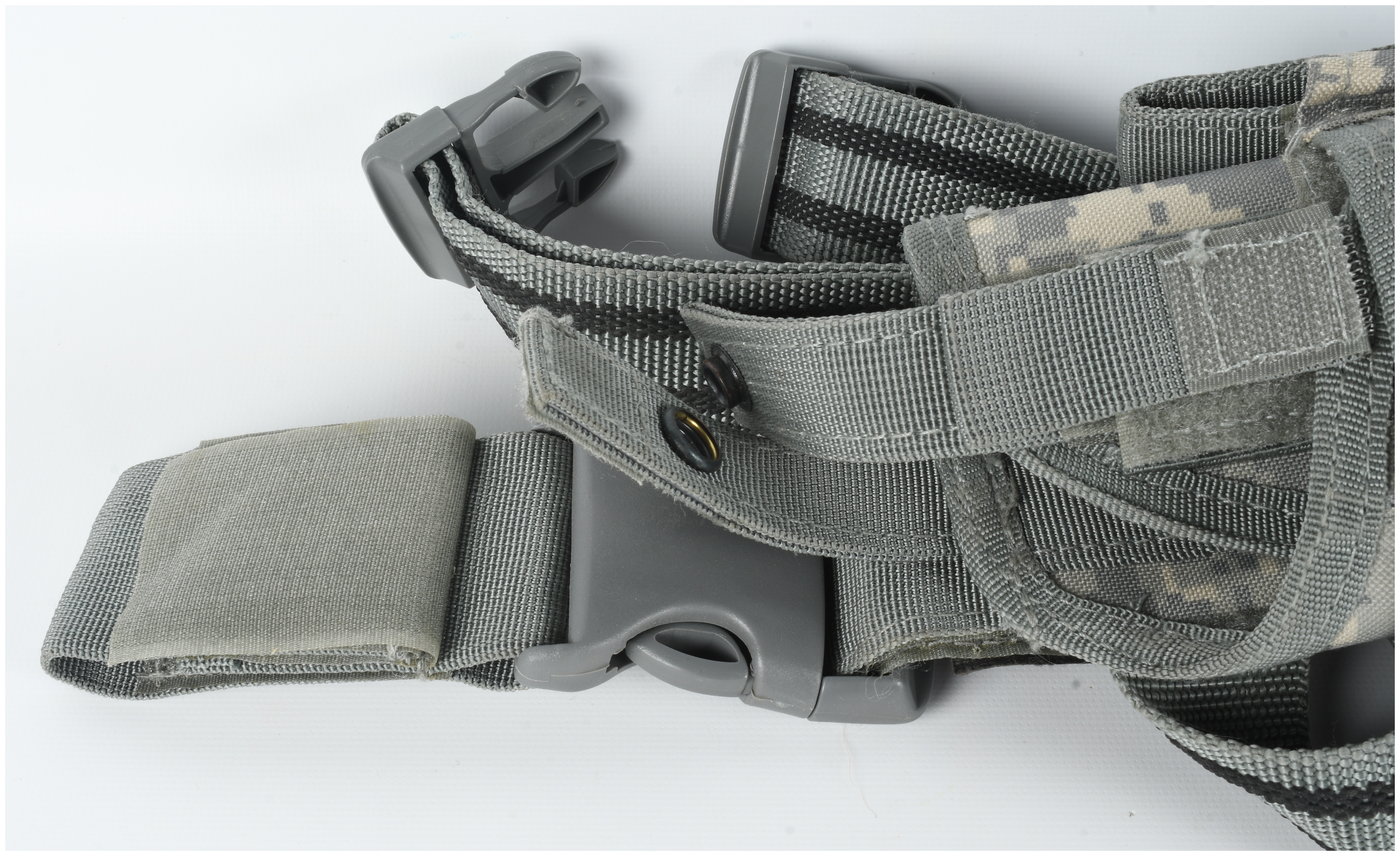 Universal Camouflage Pattern Tactical Drop Leg Holster