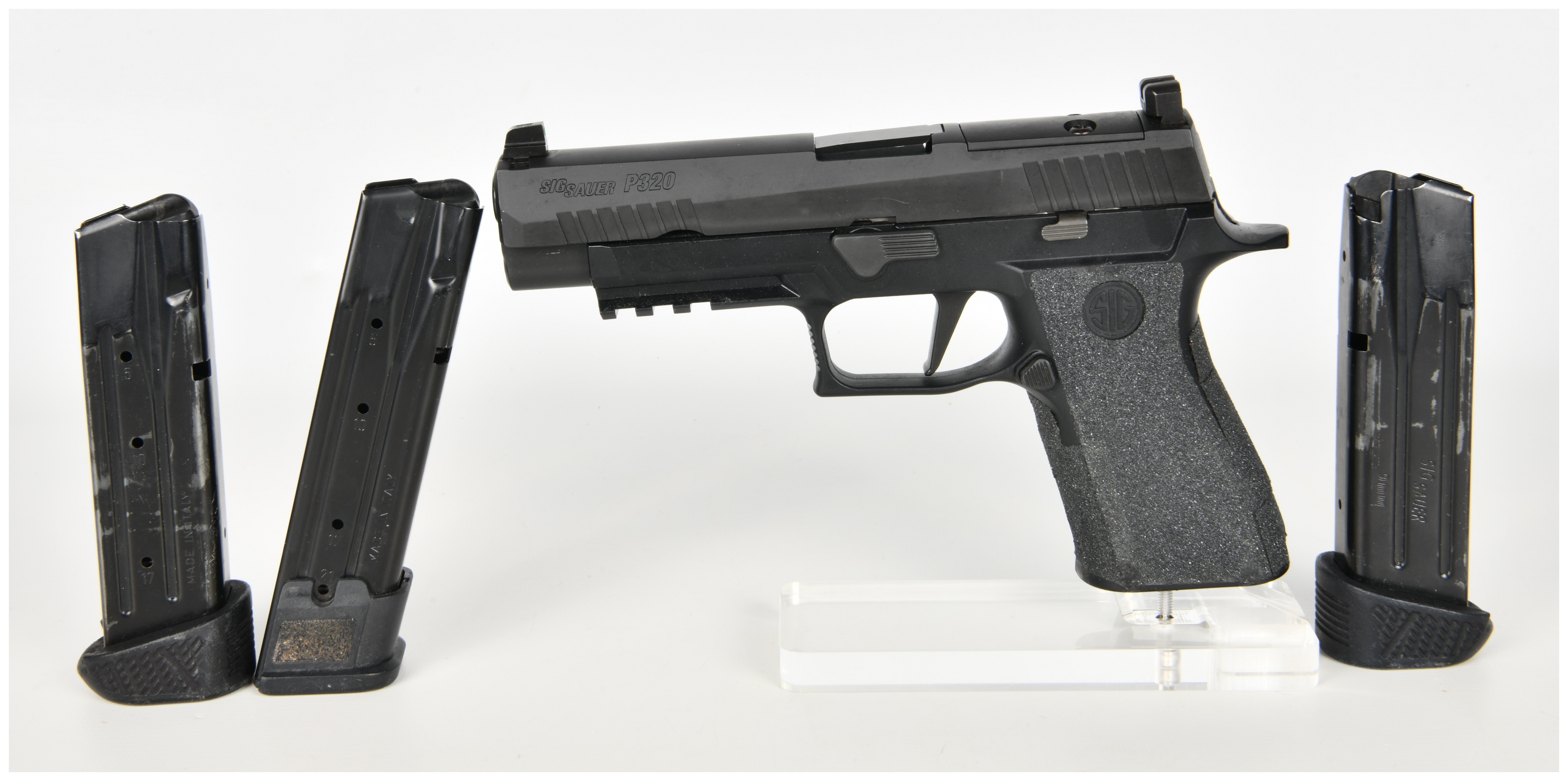 Sig Sauer P320 Semi-Automatic Pistol 9mm with 4.7 Inch Barrel