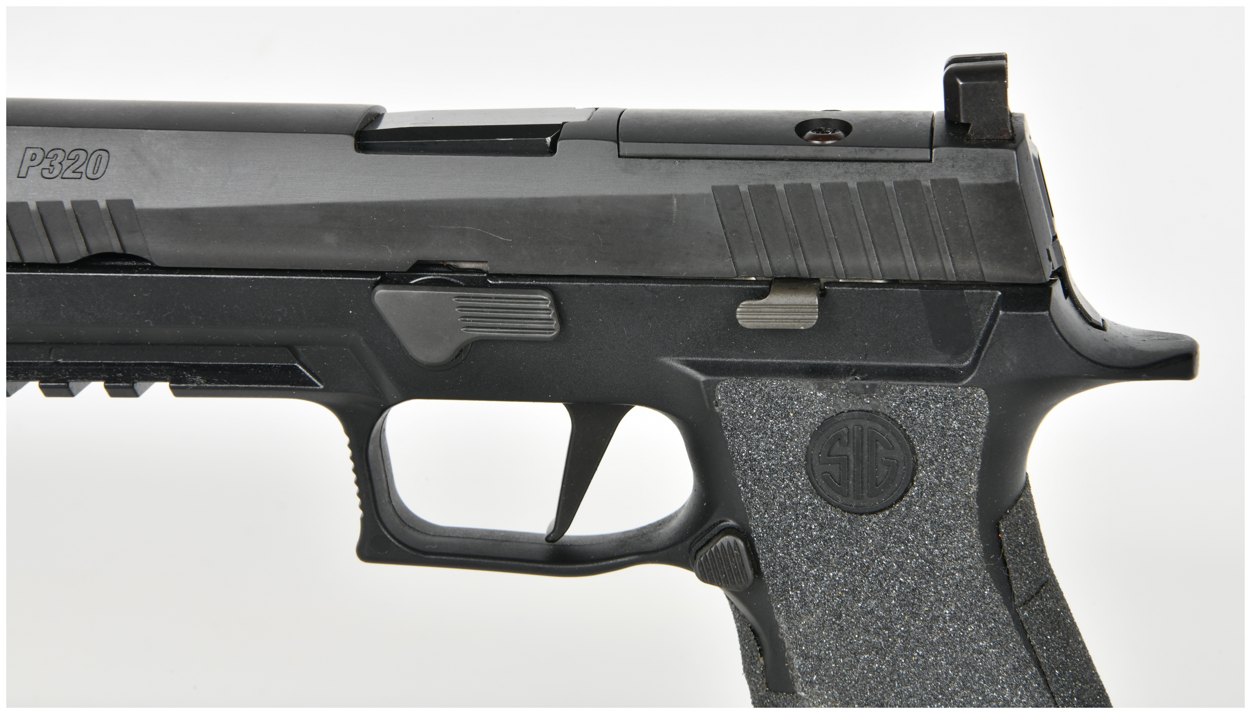 Sig Sauer P320 Semi-Automatic Pistol 9mm with 4.7 Inch Barrel