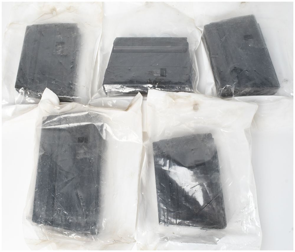 Lot 323: A Lot of 5 Ammunition Storage Components 6.8 SPC Stainless Steel Magazines