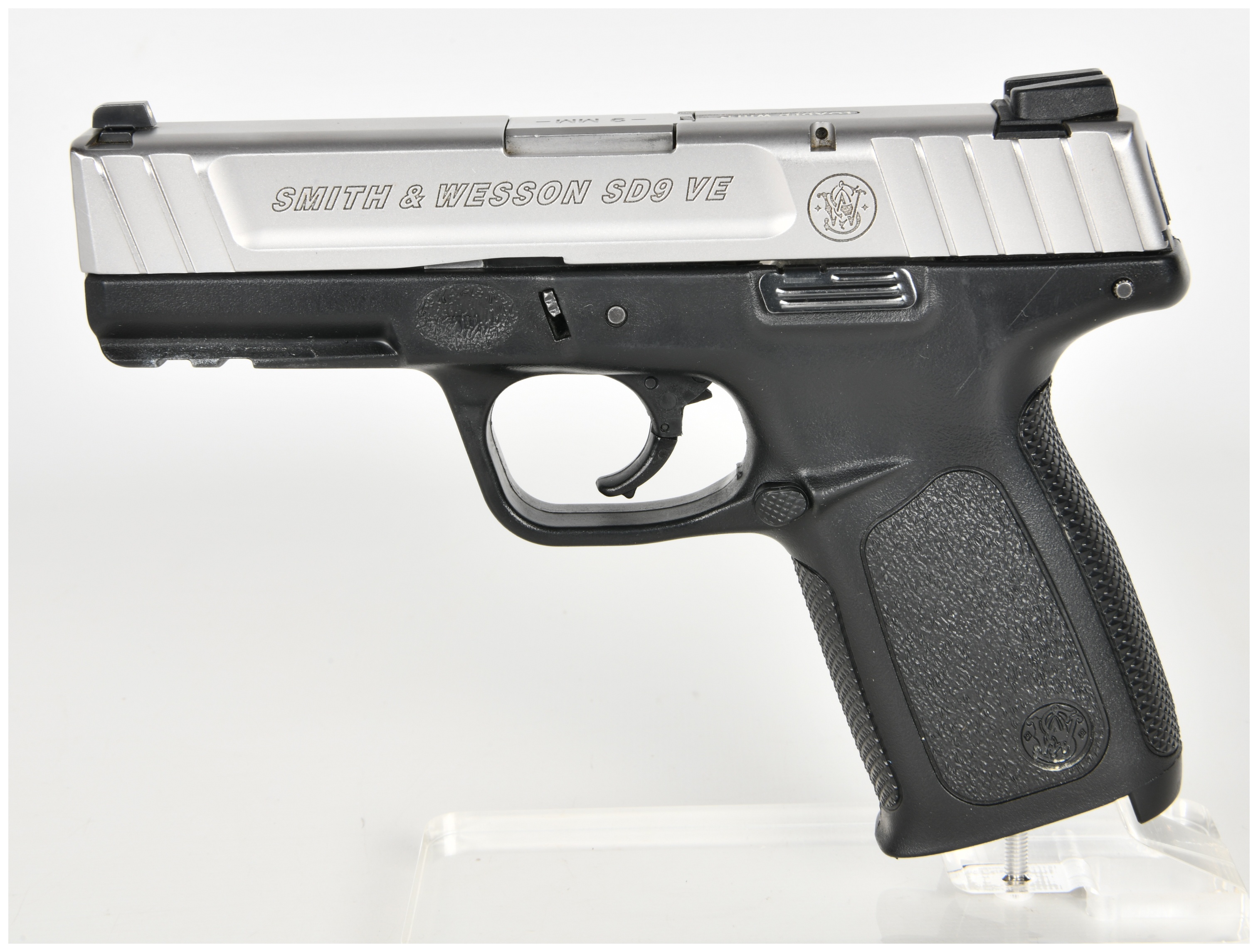 Smith & Wesson SD9 VE Semi-Automatic Pistol 9mm with 4 Inch Barrel