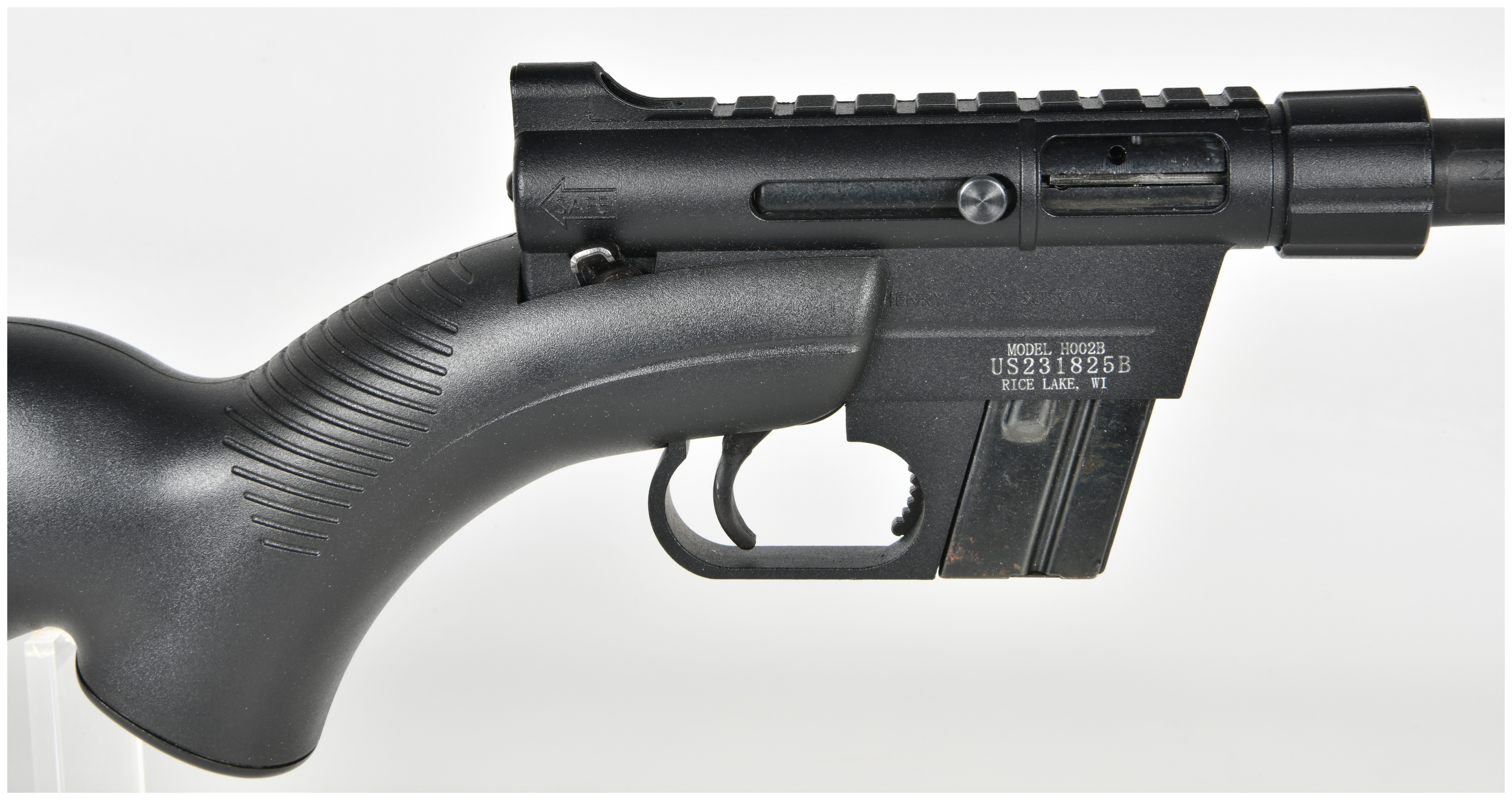 Henry U.S. Survival AR-7 Semi-Automatic Rifle .22 Long Rifle with 16.125 Inch Barrel