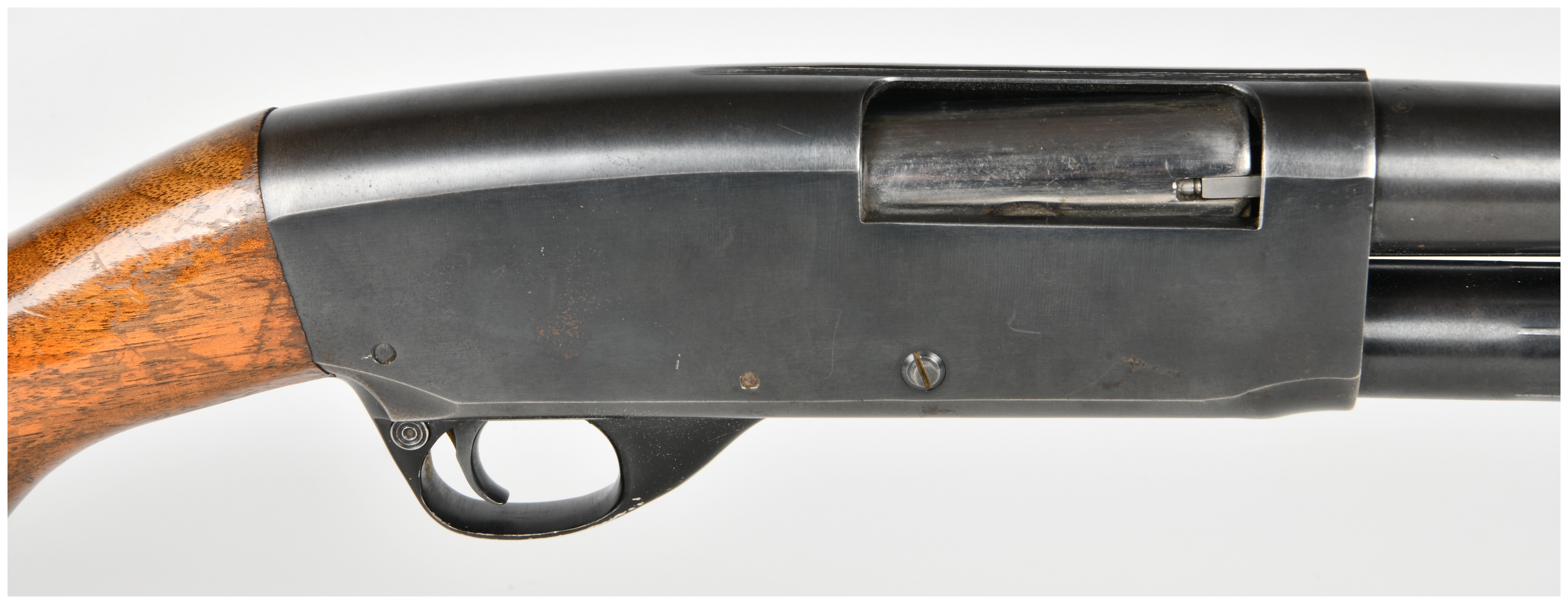 Stevens Model 77D Pump Action Shotgun 12 Gauge with 27 Inch Barrel