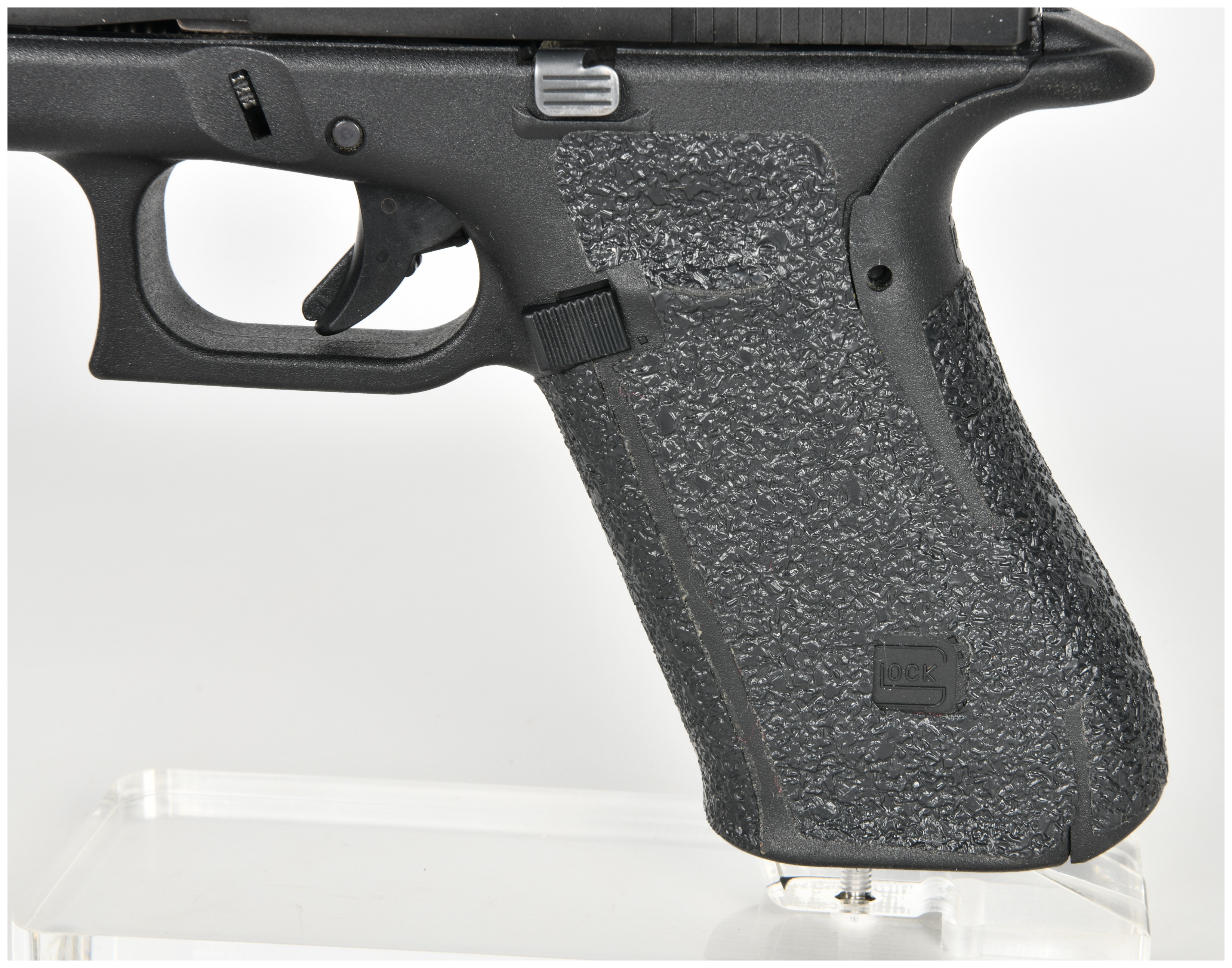 Glock 17 Gen 5 Semi-Automatic Pistol 9x19mm with 4.49 Inch Barrel
