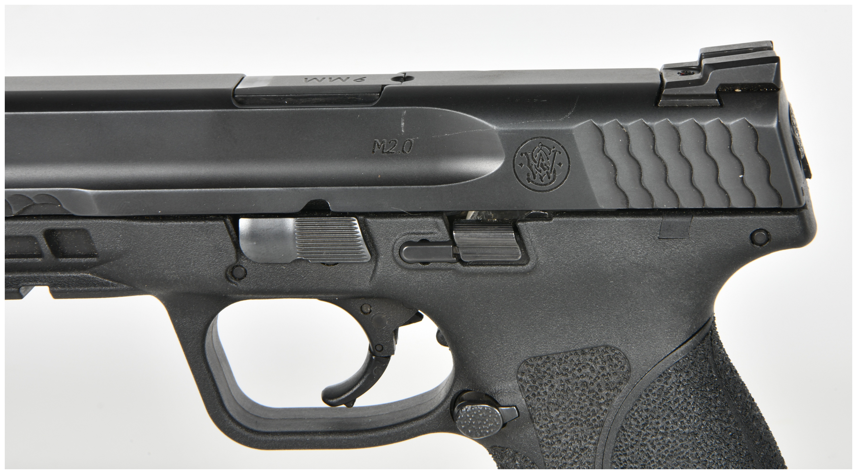 Smith & Wesson M&P9 M2.0 Semi-Automatic Striker-Fired Pistol 9mm with 4.25 Inch Barrel