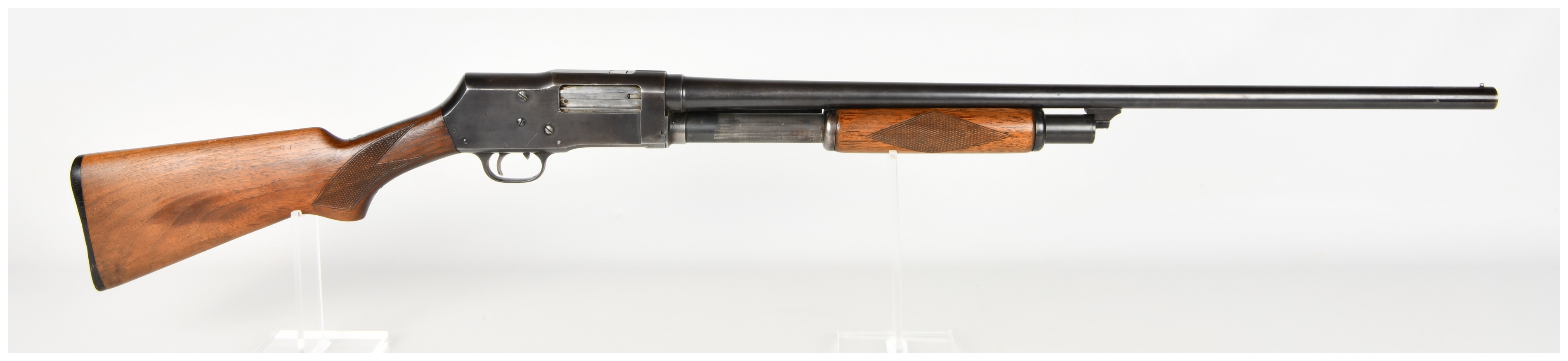 Montgomery Ward Western Field Model 30 Pump-Action Shotgun 16 Gauge with 28 Inch Barrel
