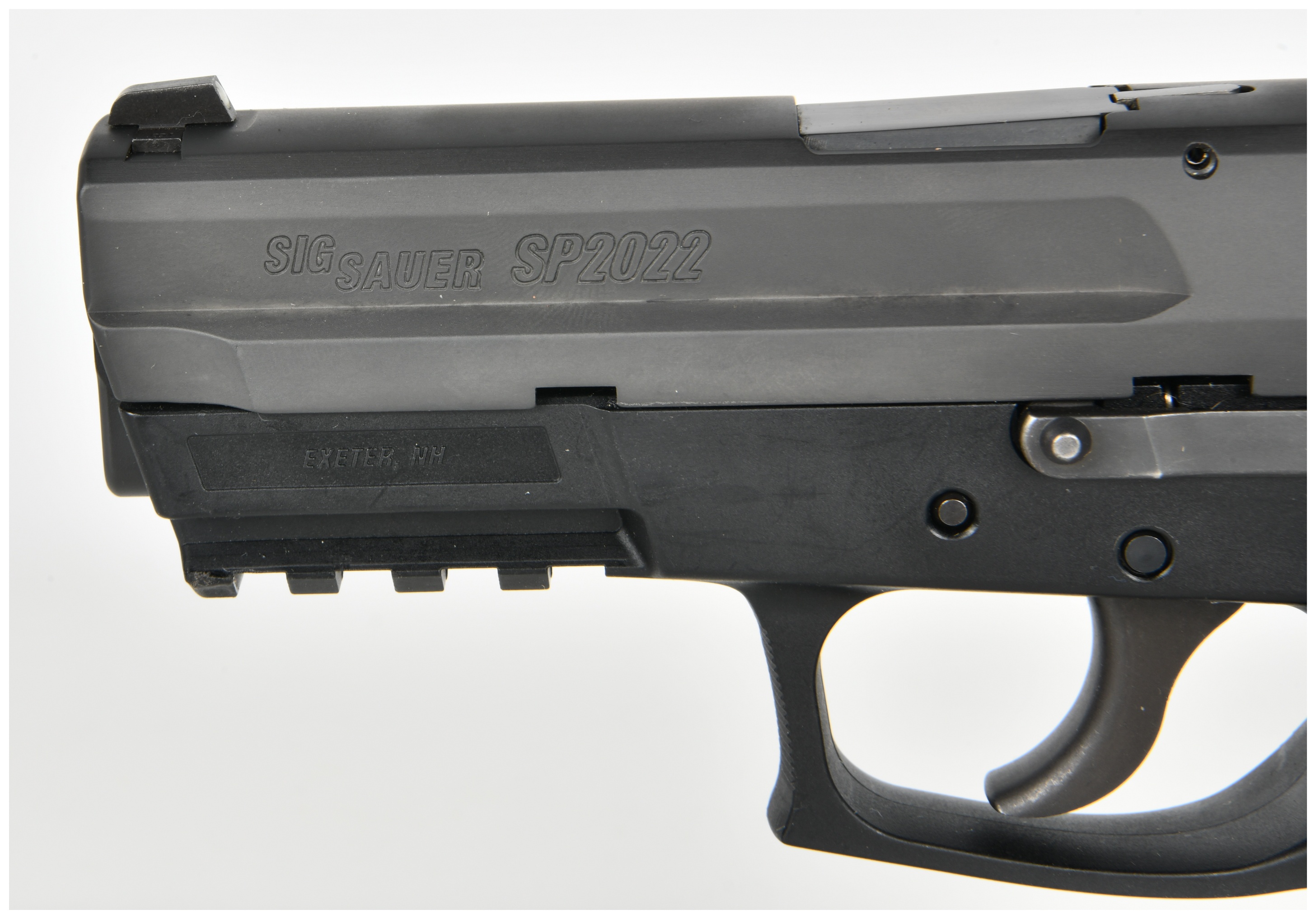 SIG Sauer SP2022 Double-Action/Single-Action Semi-Automatic Pistol 9mm Parabellum with 3.9 Inch Barrel March 25, 2015