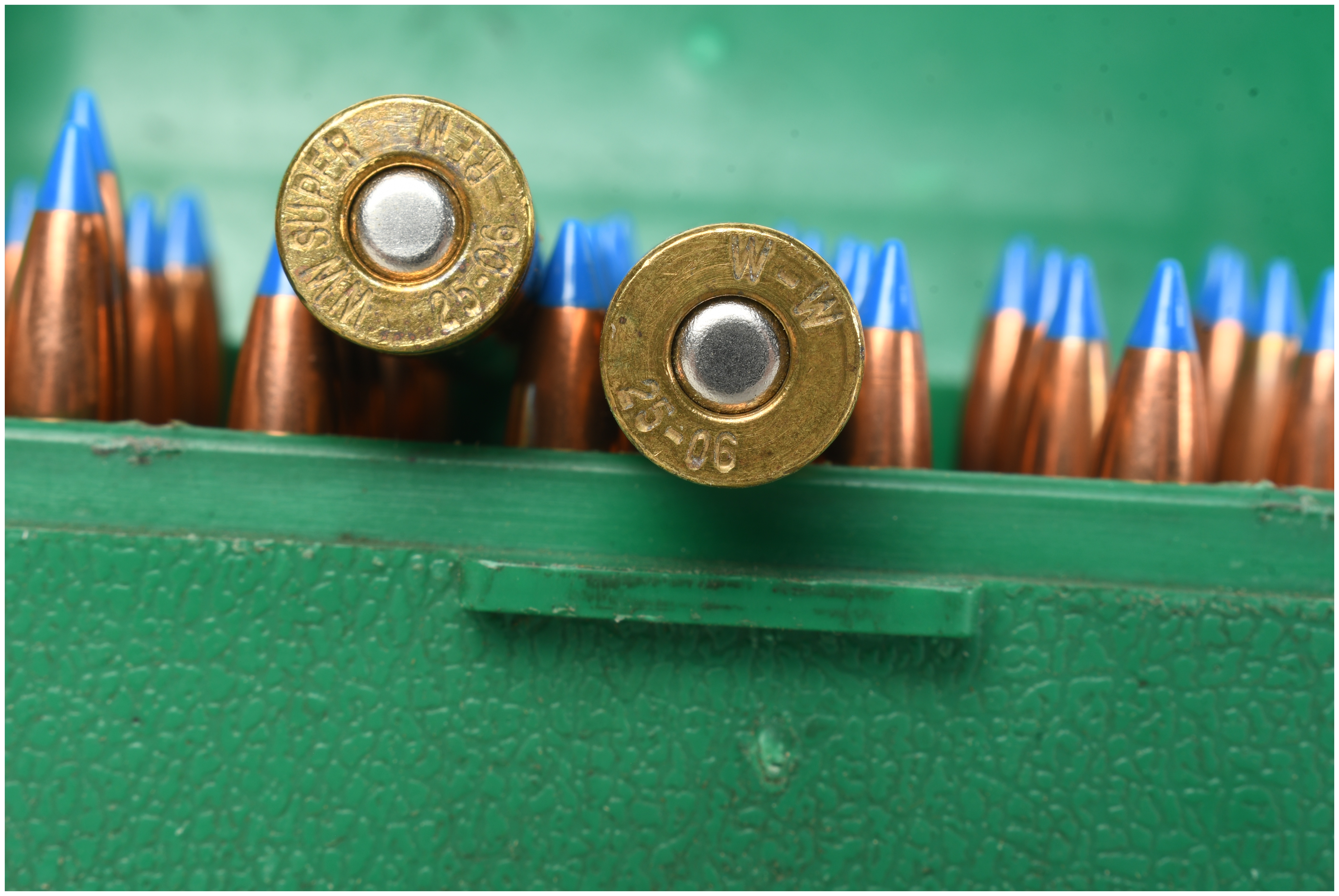 A Lot of 101 Rounds of Winchester-Western .25-06 Remington Rifle Ammunition