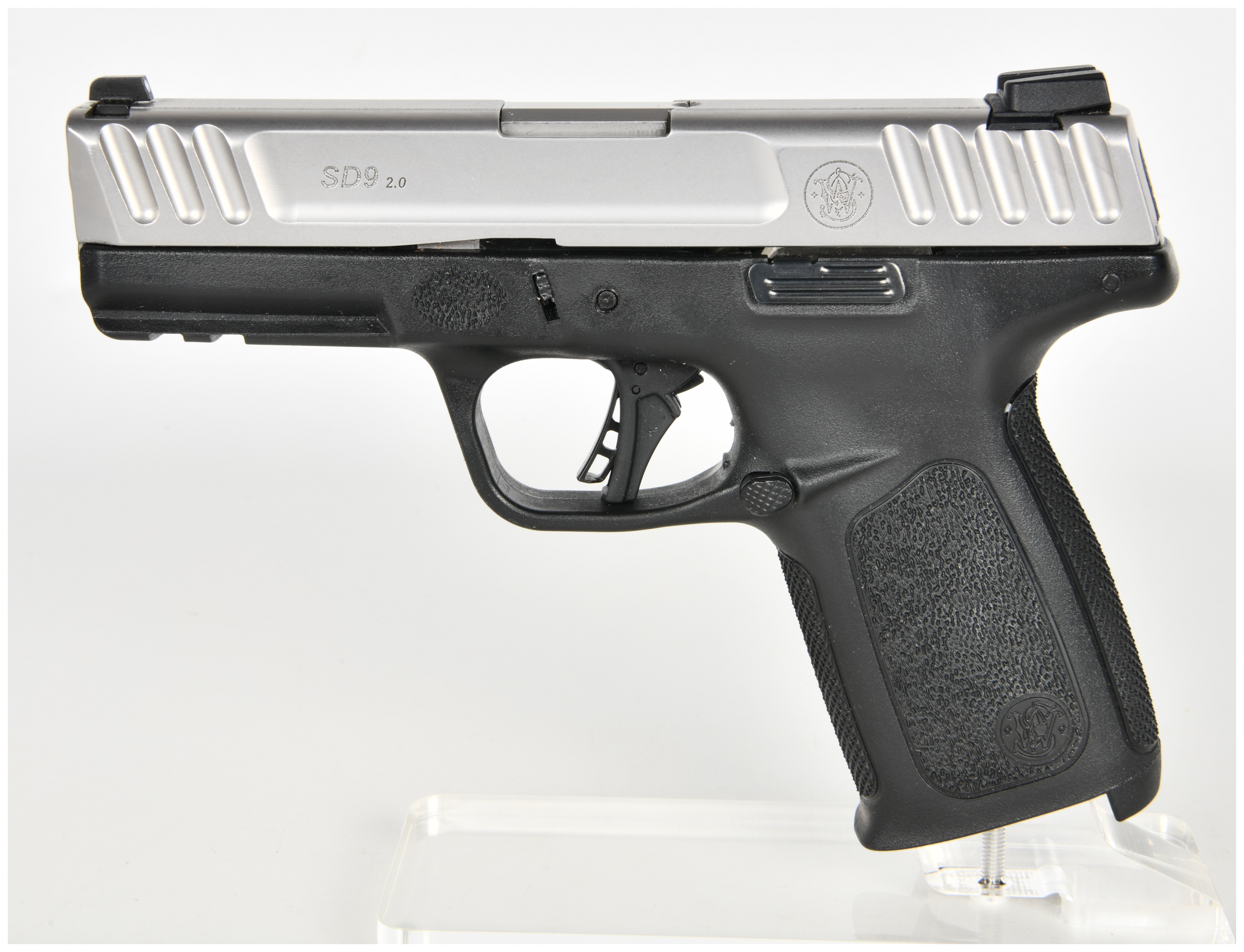 Smith & Wesson SD9 2.0 Semi-Automatic Pistol 9mm with 4 Inch Barrel