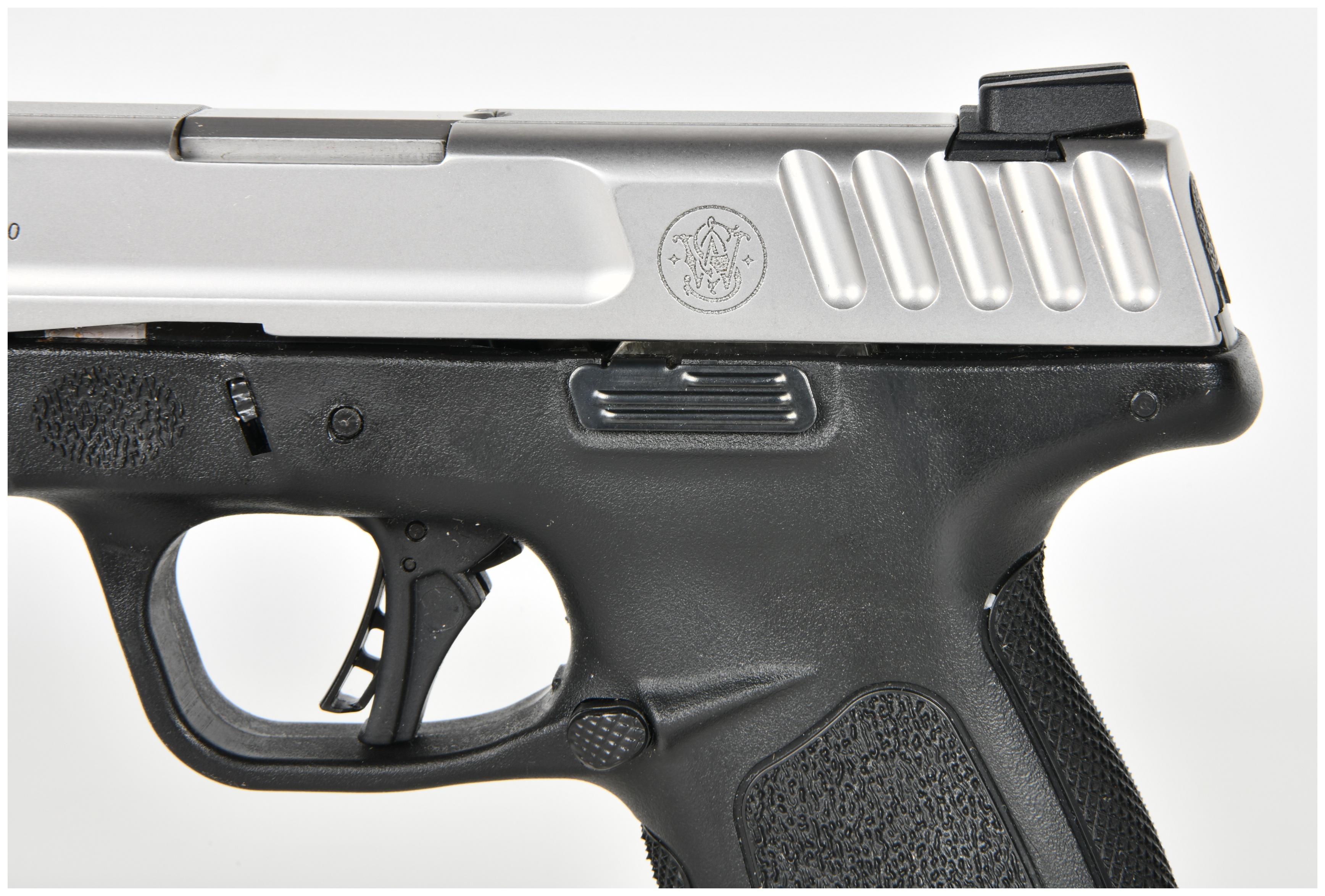 Smith & Wesson SD9 2.0 Semi-Automatic Pistol 9mm with 4 Inch Barrel