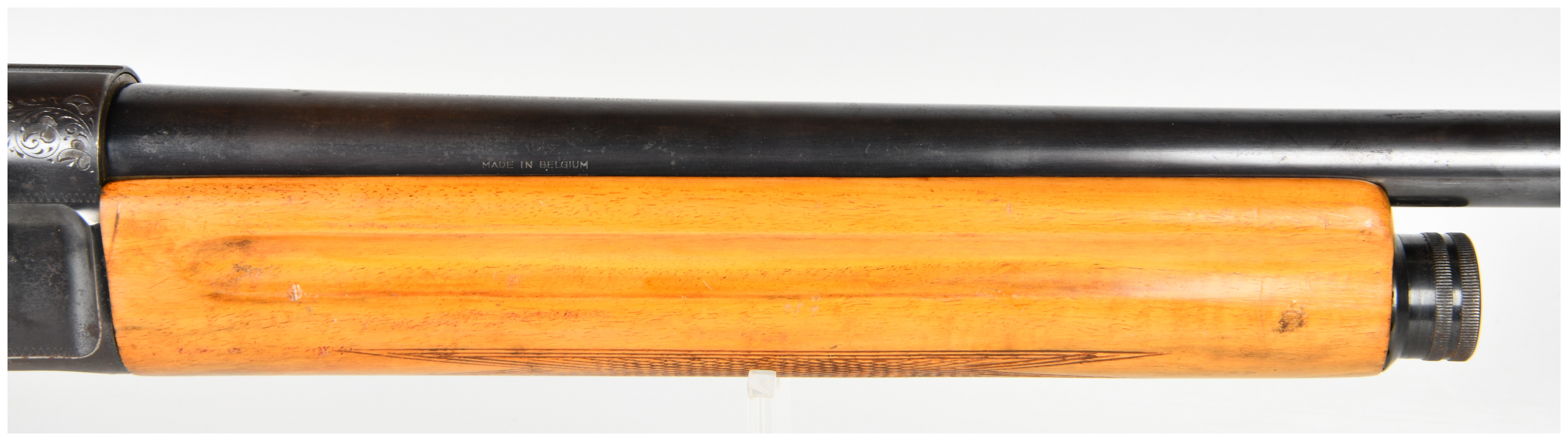 Browning Auto-5 Semi-Automatic Shotgun 12 Gauge with 27.5 Inch Barrel