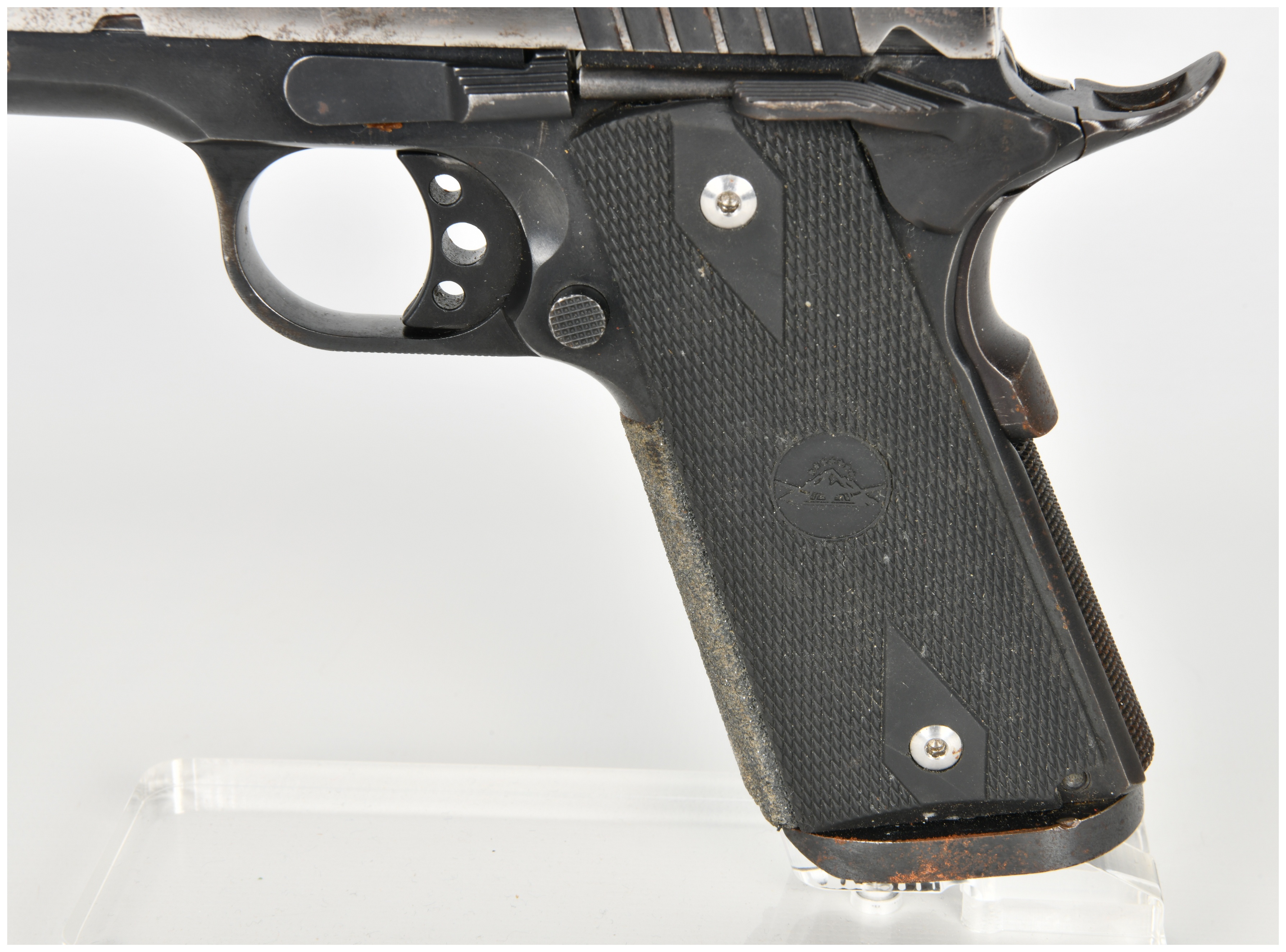 Taurus PT 1911 Semi-Automatic Pistol .45 ACP with 5 Inch Barrel