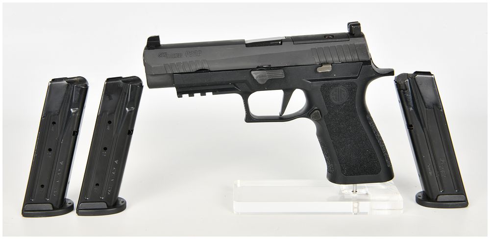Lot 546: Sig Sauer P320 Semi-Automatic Pistol 9mm