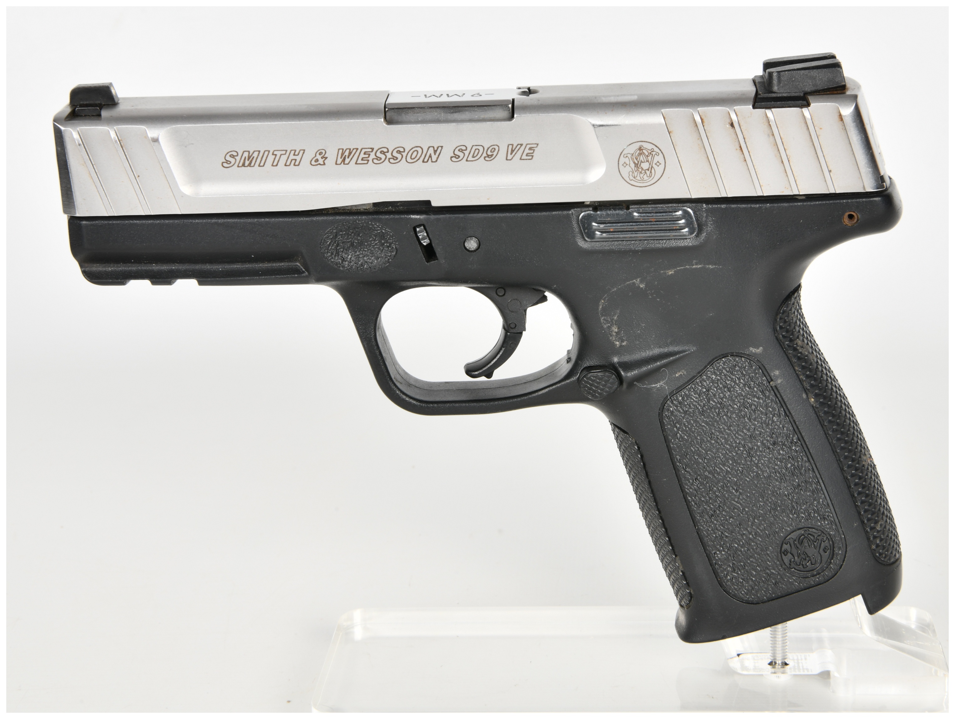 Smith & Wesson SD9 VE Semi-Automatic Pistol 9mm with 4 Inch Barrel