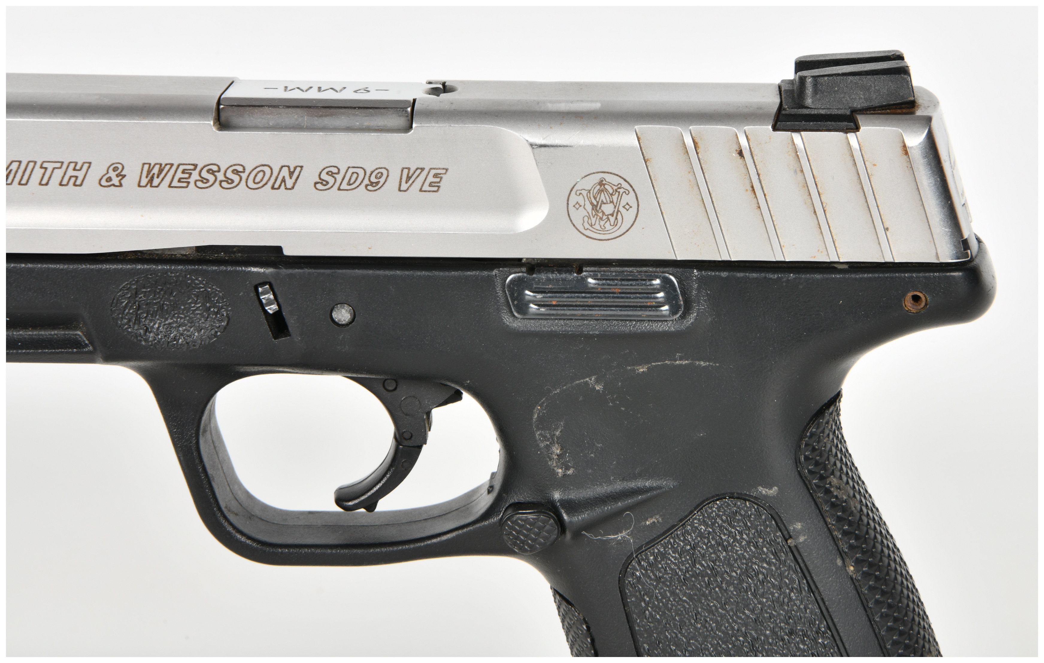 Smith & Wesson SD9 VE Semi-Automatic Pistol 9mm with 4 Inch Barrel