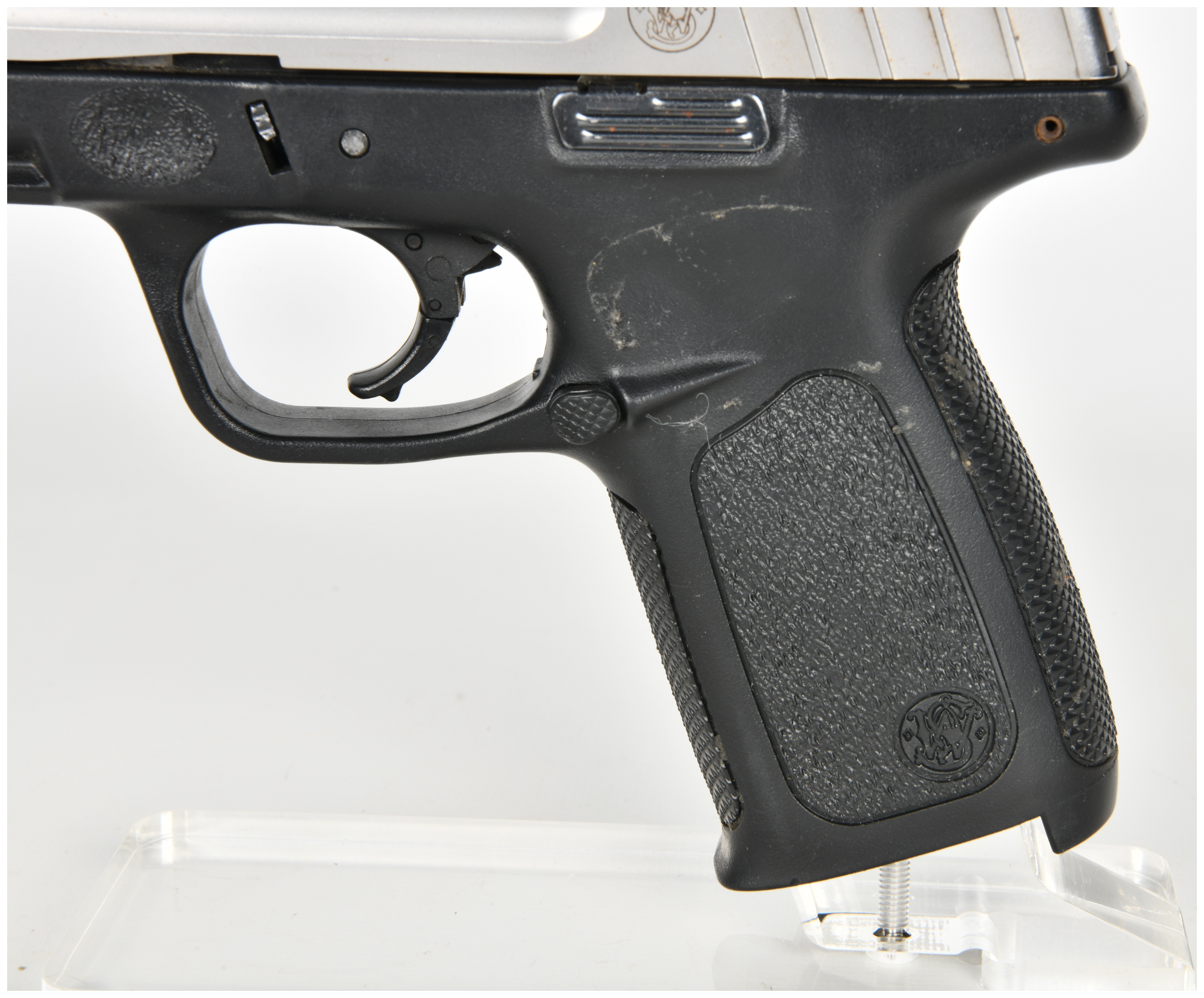 Smith & Wesson SD9 VE Semi-Automatic Pistol 9mm with 4 Inch Barrel
