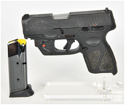 Taurus G3c Semi-Automatic Pistol 9x19mm with 3.2 Inch Barrel. This Taurus G3c is a compact 