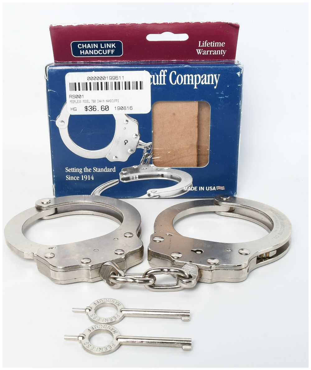 Lot 1154: A Pair of Peerless Handcuff Company Model 700 Chain Link Handcuffs with Original Box and Keys