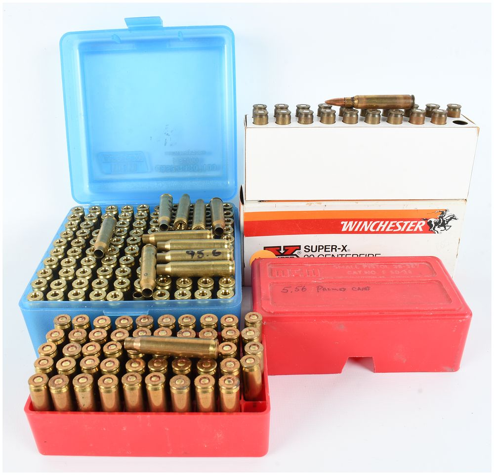 Lot 1258: A Lot of 10 Rifle Cartridges and 160 Empty Primed 5.56 Casings