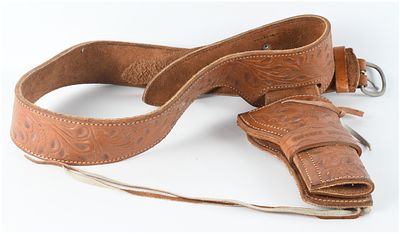Tooled Leather Western Gun Belt and Holster Rig for .44 Caliber Revolver Size 50. This 