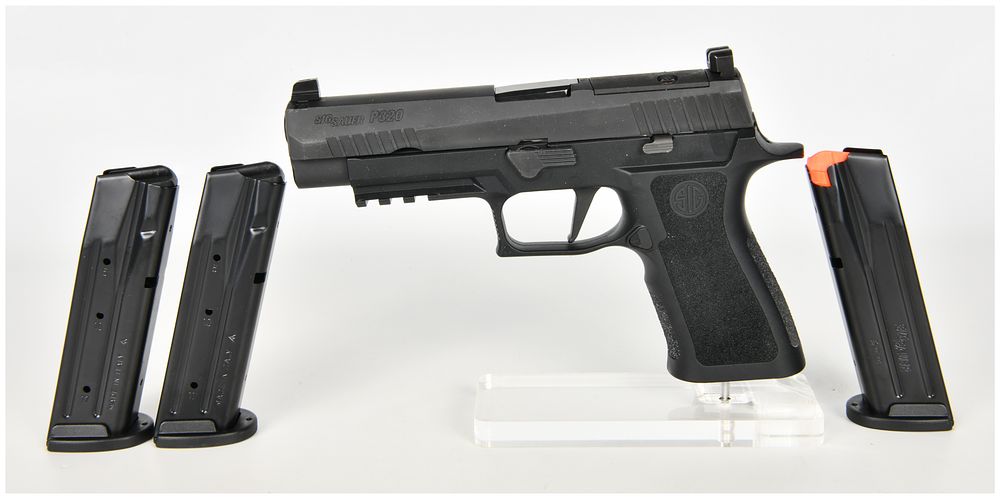 Lot 1305: Sig Sauer P320 Semi-Automatic Pistol 9mm Luger with 4.7 Inch Barrel