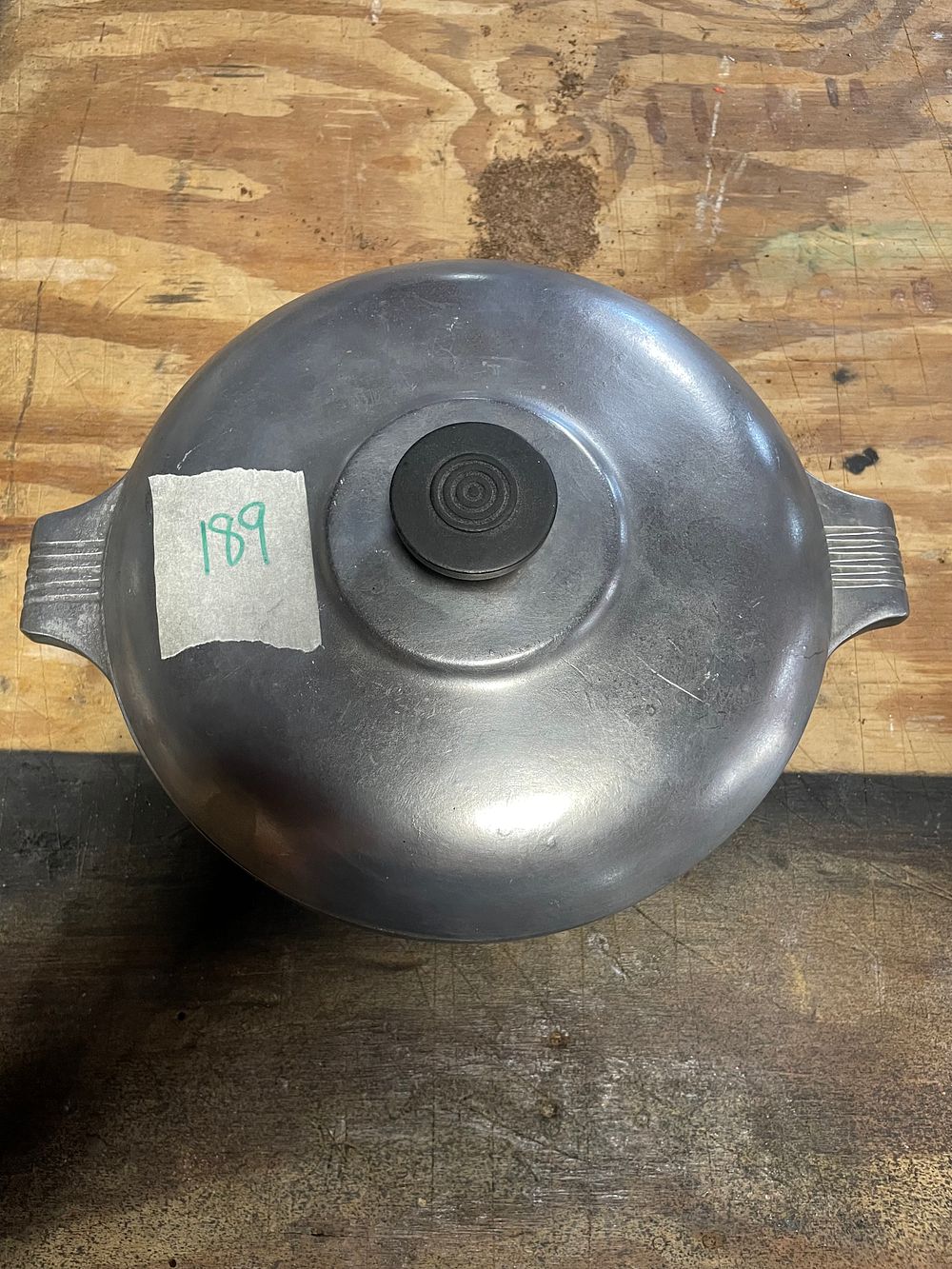 Lot 189: Magnalite 3.5 QT Pot w/ Lid, Shipping $20