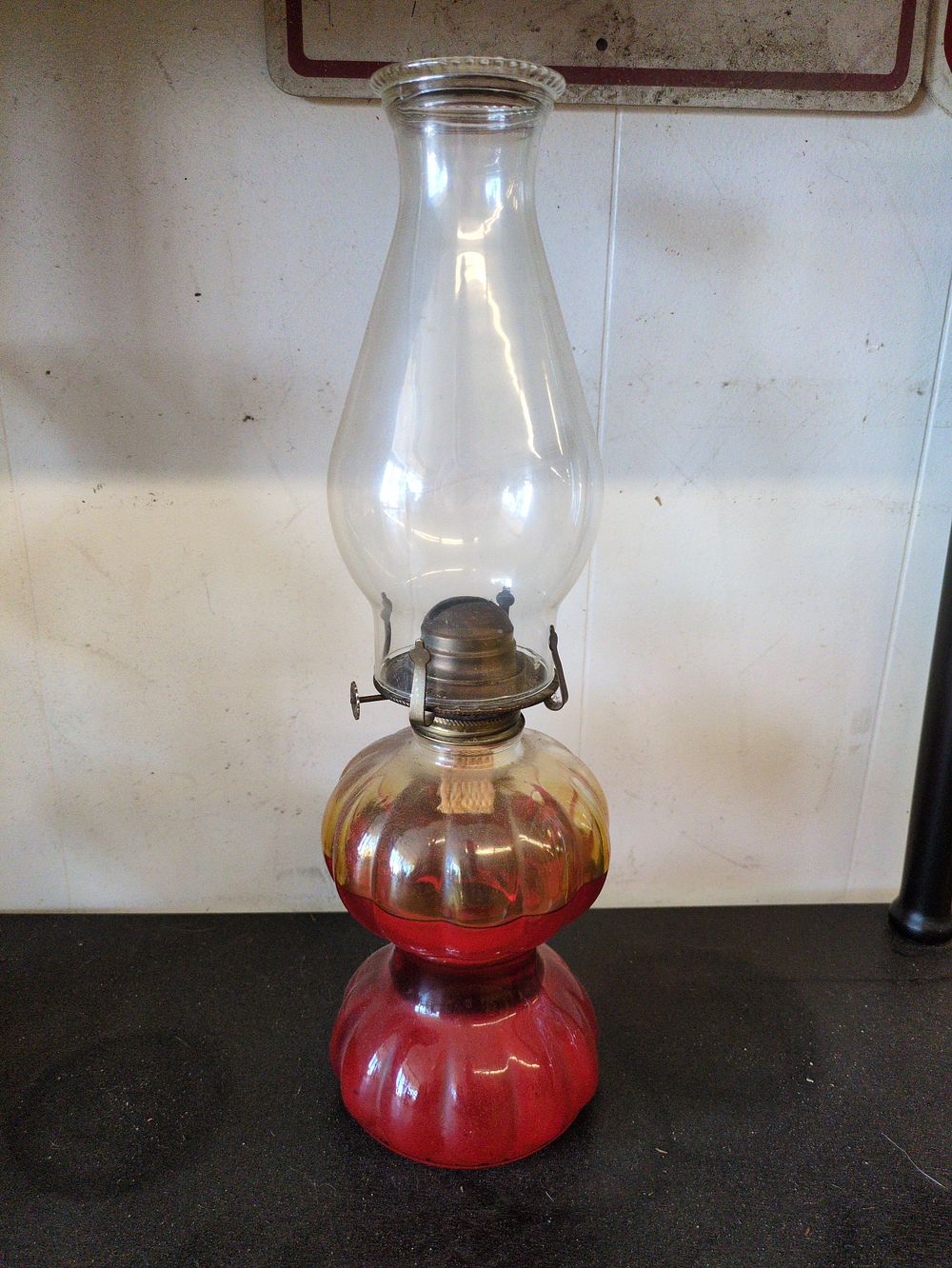 Lot 222: Oil lamp