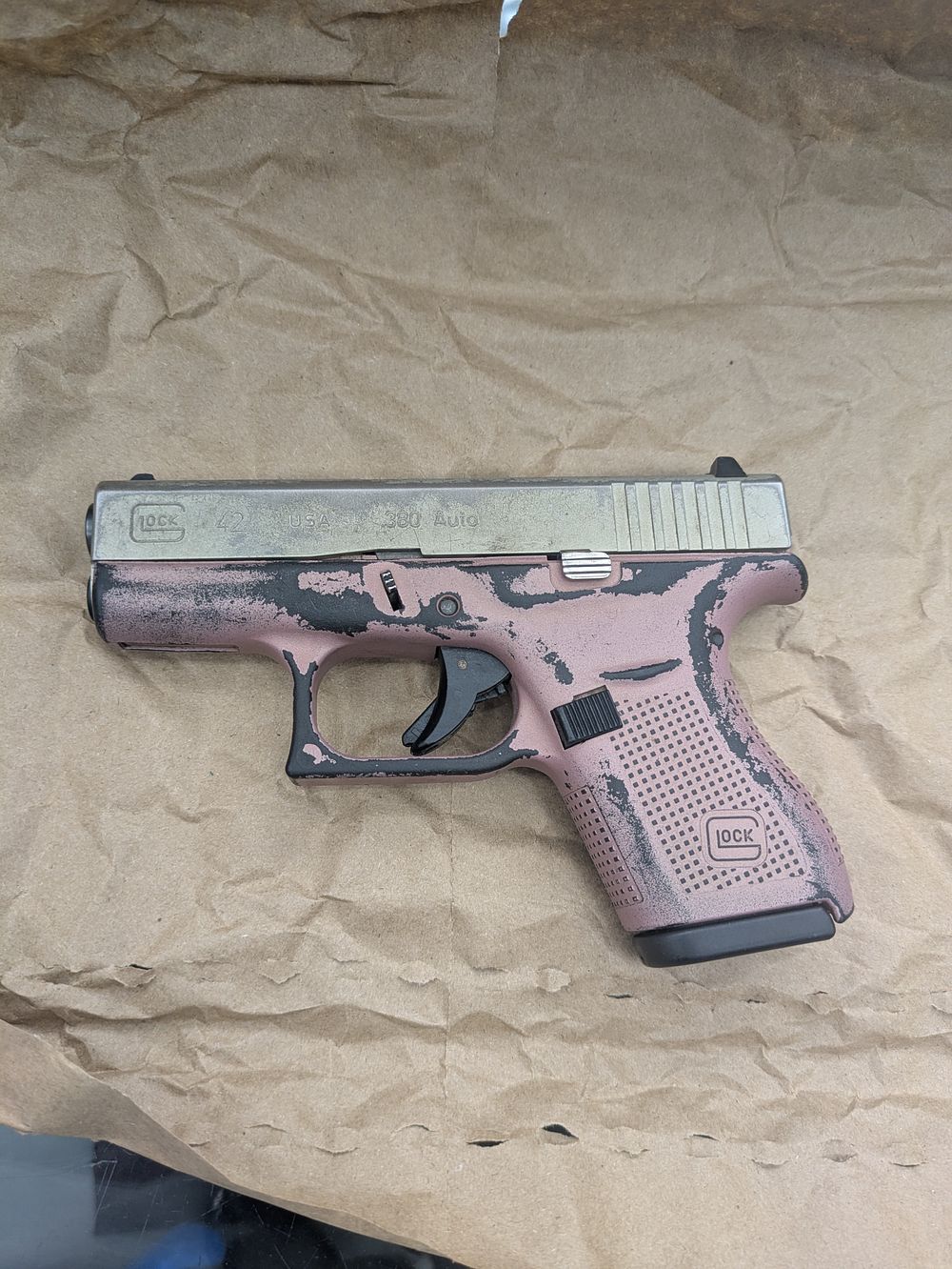 Lot 163: GLOCK 42