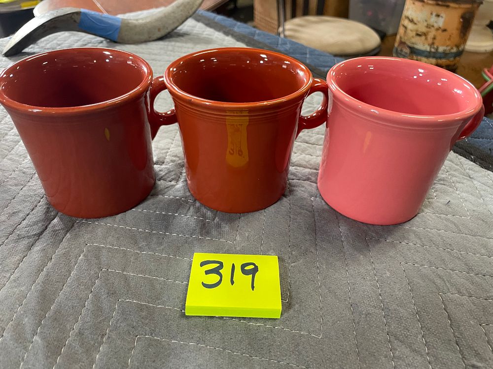 Lot 319: Set of 3 Fiesta Ware D Ring Mugs