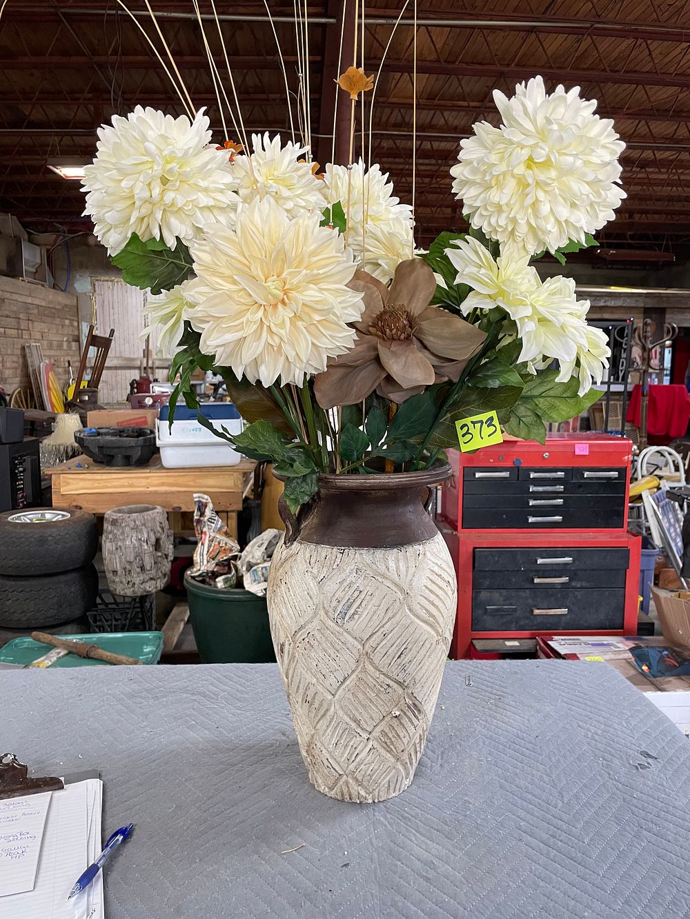 Lot 373: Vase and Artificial flower bundle