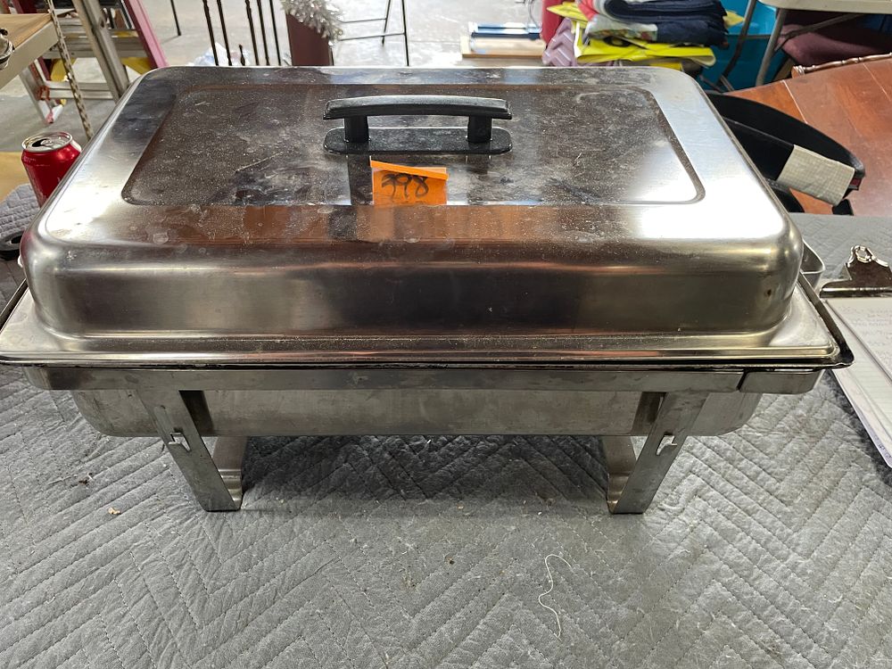 Lot 398: Food Server/Warmer