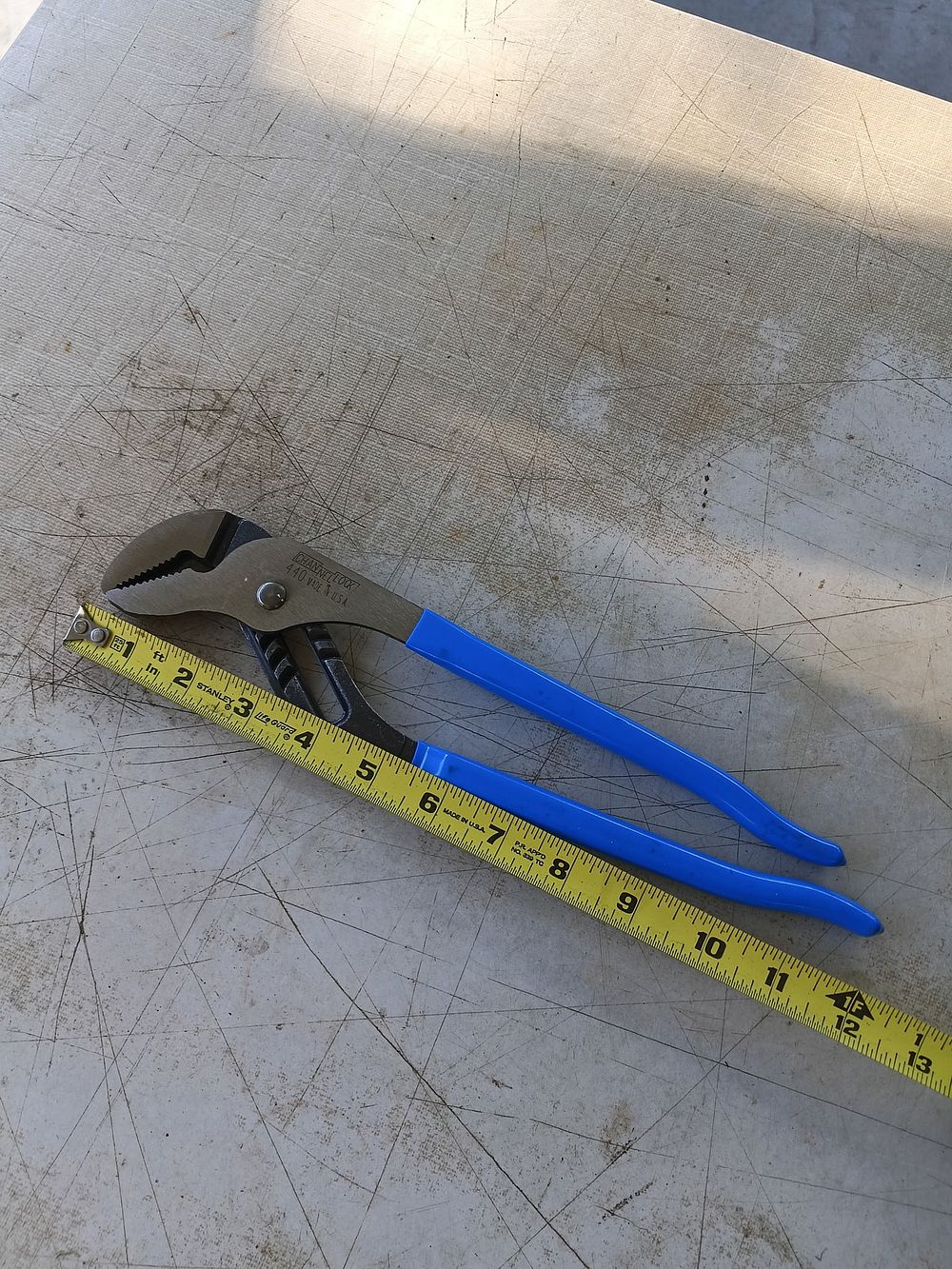 Lot 316: Channellock 440 10-inch V-Jaw Adjustable Tongue and Groove Pliers