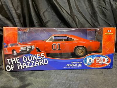 Joyride RC2 Ertl American Muscle The Dukes of Hazzard 1969 Dodge Charger 'General Lee' 1:18 