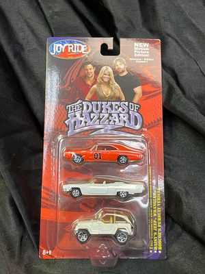 2005 Joy Ride The Dukes of Hazzard New Motion Picture Edition Three-Vehicle Die-Cast Set. A 2005 