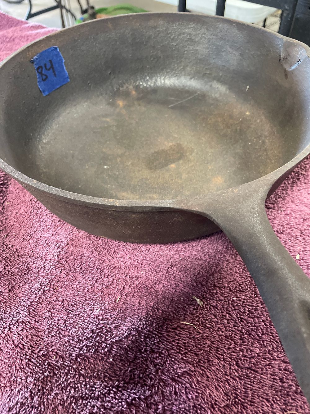 Lot 164: Cast Iron Skillet Fry Pan Marked No. 8 and Made in USA