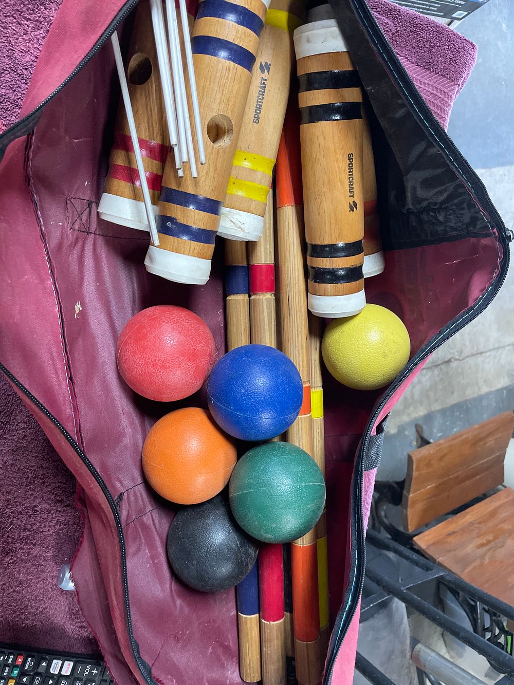 Lot 174: A Collection of 23-Piece SPORTCRAFT Six-Player Croquet Set
