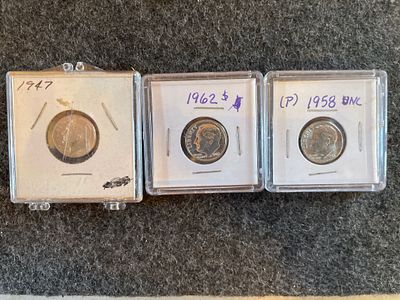 A Trio of Silver Roosevelt Dimes 1947 1958 1962. A trio of silver Roosevelt dimes including a 