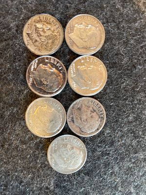 A Collection of Roosevelt Silver Dimes 1949-1964. A collection of silver United States Roosevelt 