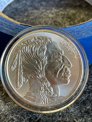 1 oz .999 Fine Silver Buffalo Bullion Round. A one troy ounce .999 fine silver bullion round 