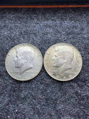A Pair of US 1968-D Kennedy Half Dollars. A pair of United States Kennedy Half Dollars struck in 