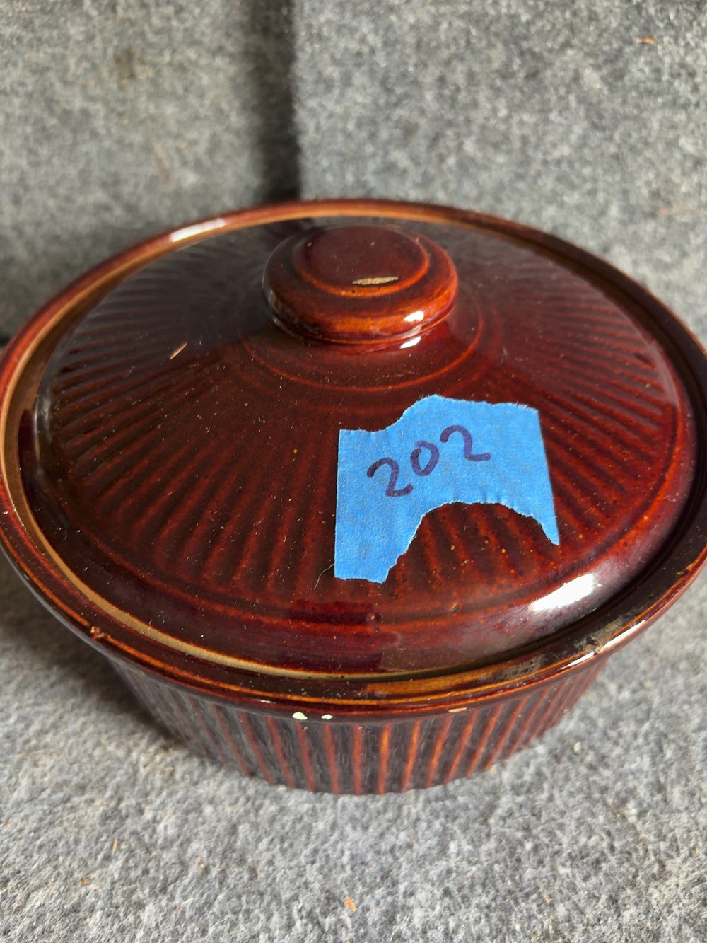 Lot 198: Mid-Century USA Pottery Fluted Brown Glazed Covered Casserole Dish
