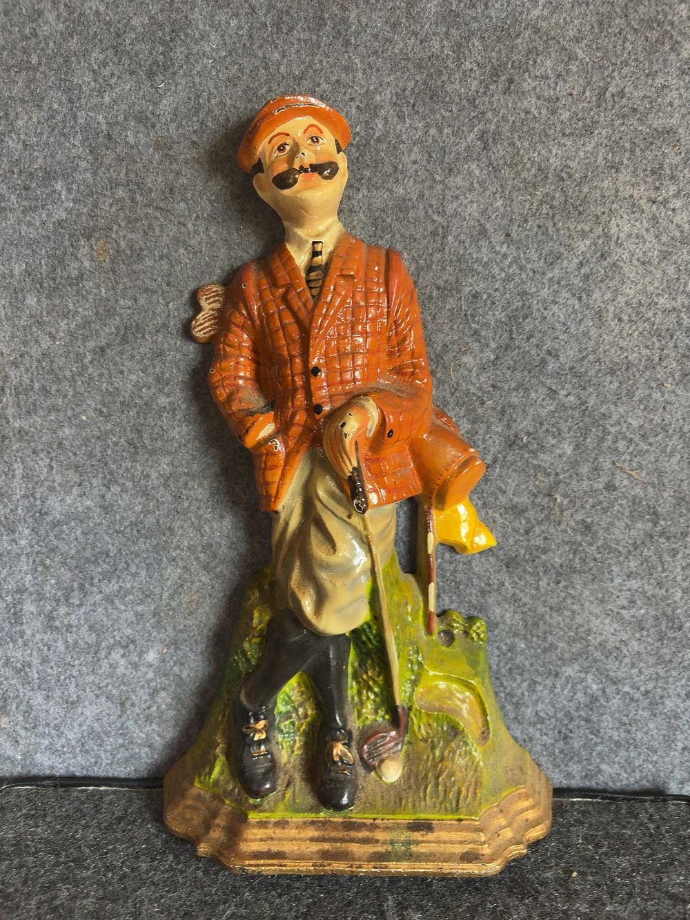 Lot 120: Vintage Painted Cast Iron Golfer Doorstop