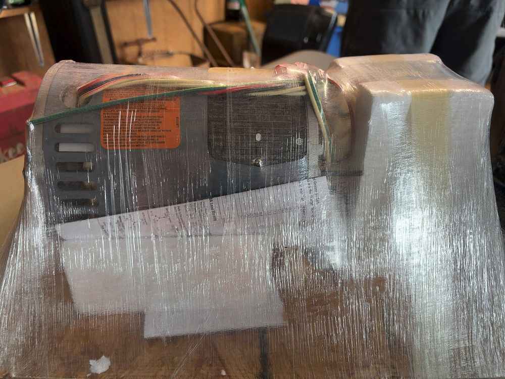 Lot 179: Baldor-Reliance 1 HP 3-Phase Industrial AC Electric Motor Spec 35F850R157G1