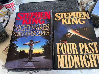 Stephen King Novels “nightmares and dreamscapes & four past midnight” great condition for age. 