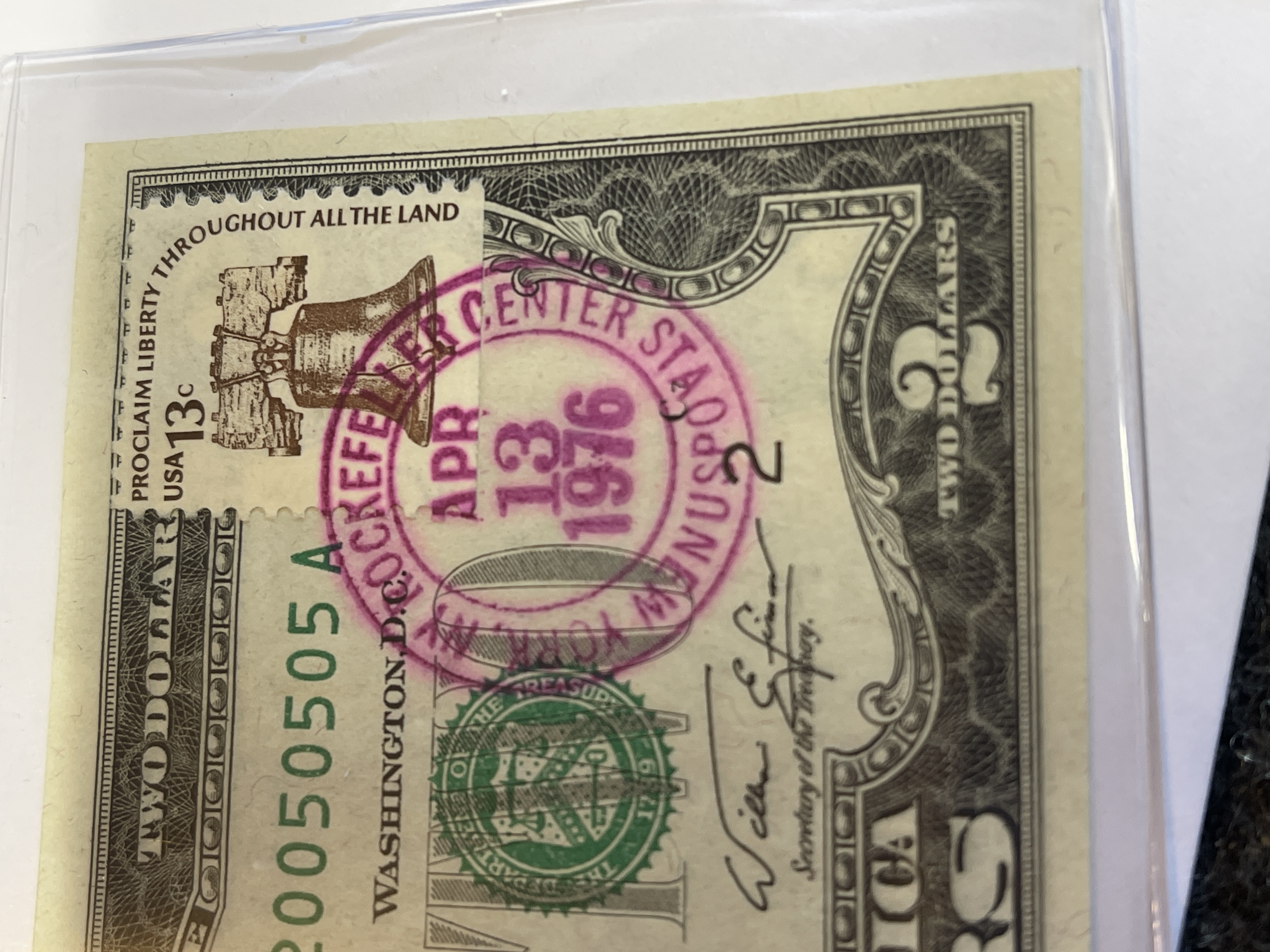 1976 2 Dollar Bill Unc. Stamped First Day Of Issue New York, Rockefeller Center UNCICULATED