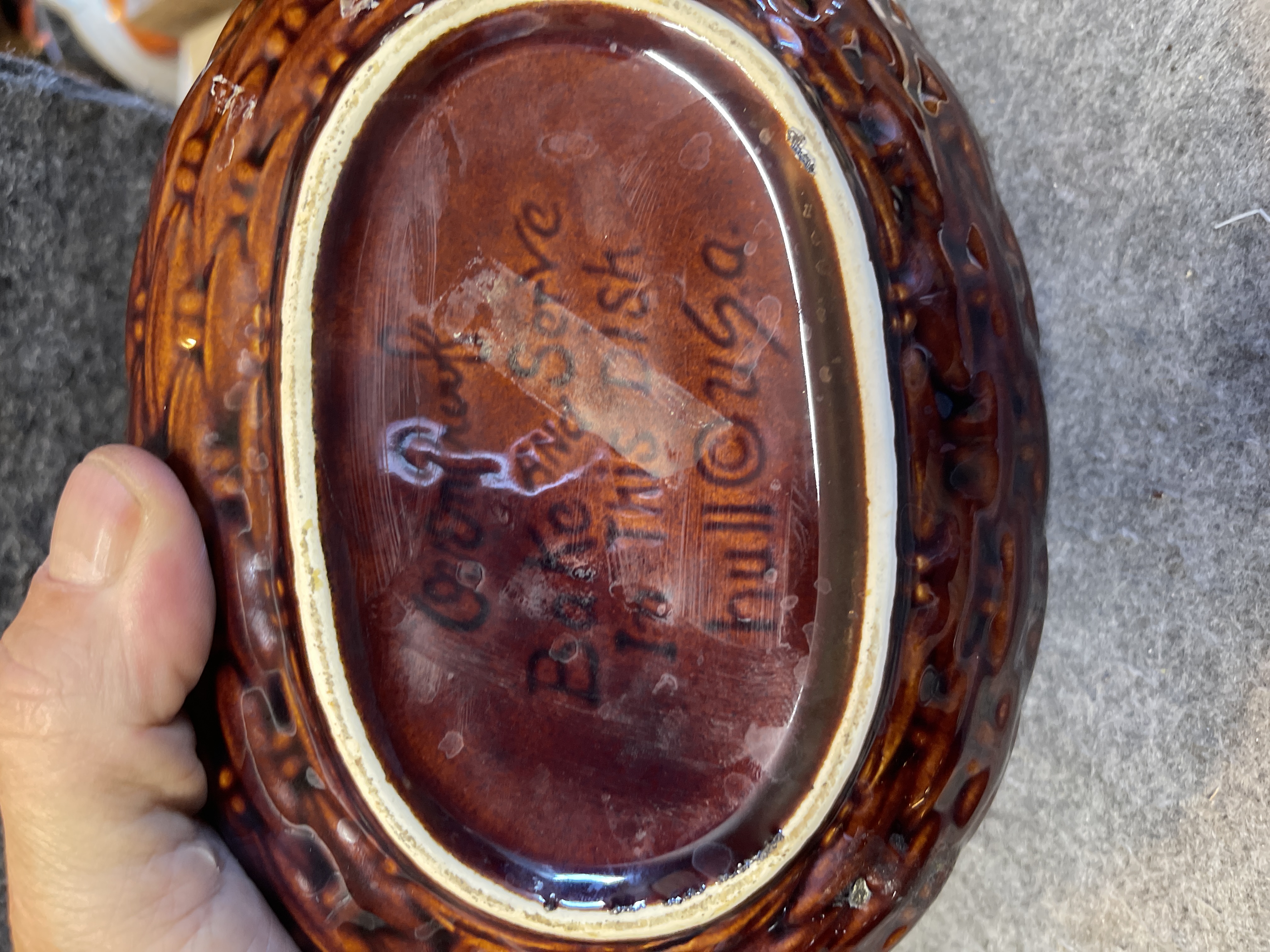 Hull Pottery Mirror Brown Drip Hen on Nest Casserole Dish