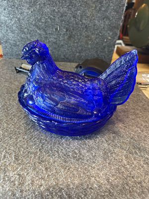 Imperial Glass Cobalt Blue Hen on Nest Covered Dish. A vintage two-piece pressed glass covered 