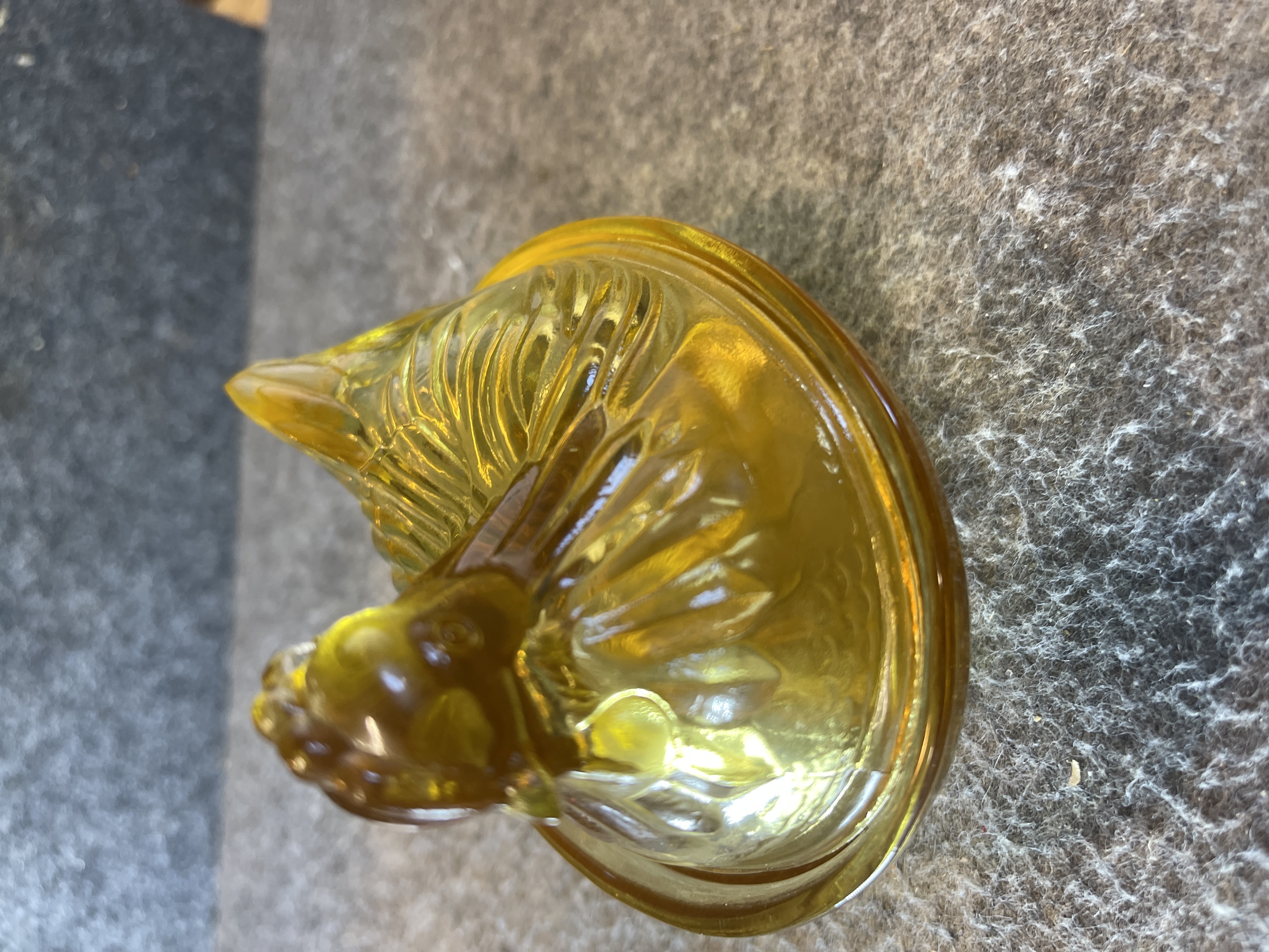 Vintage Miniature Amber Pressed Glass Hen-on-Nest Lid