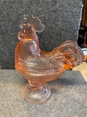 LE Smith Pink Pressed Glass Rooster Figurine. A standing rooster figurine produced by the LE 